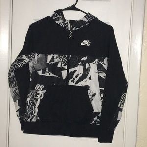 Boys black and white nike jacket